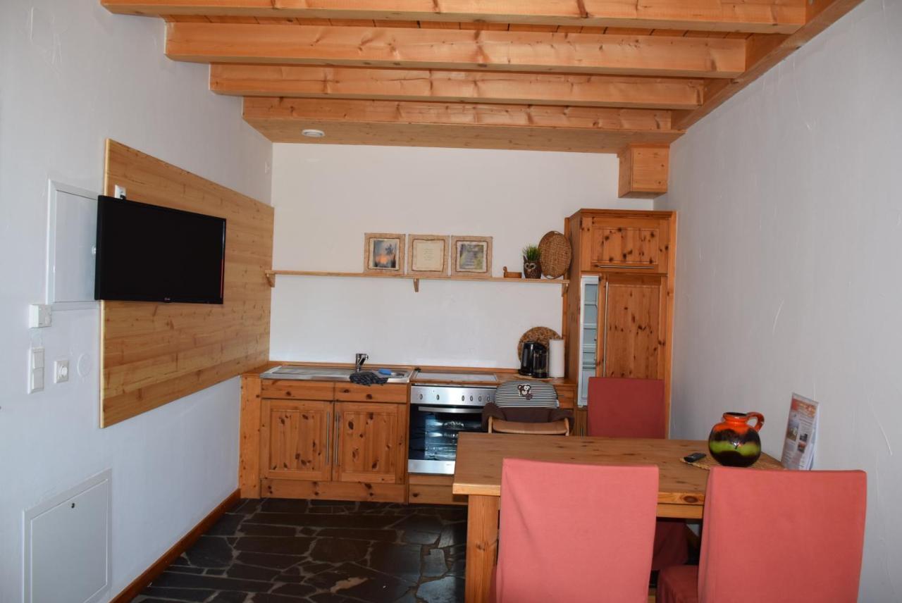 Forstbauer Apartment Millstatt Bagian luar foto